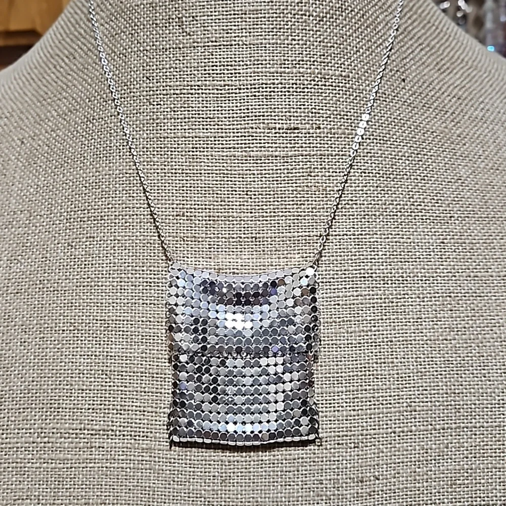 Vintage Whiting & Davis style necklace approximately 32